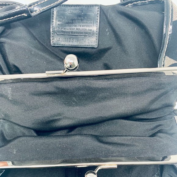 Coach Canvas Signature Print Stripe Shoulder Bag - Picture 8 of 16